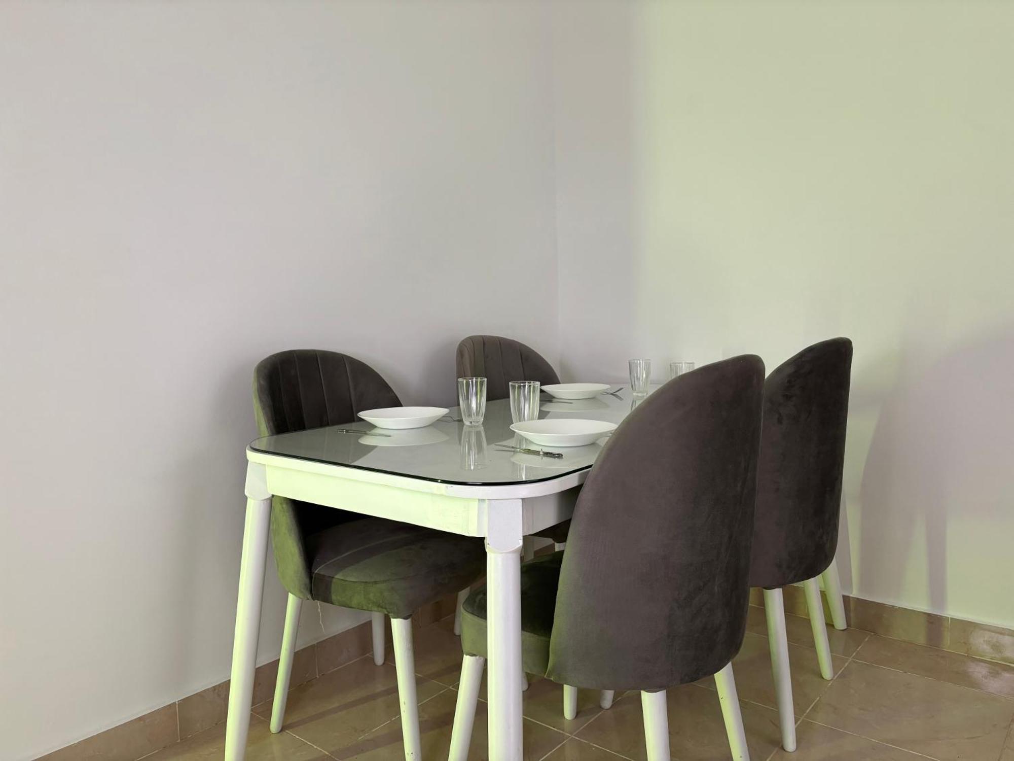 Luxury Inn:2br Amazing Garden View In B10 Madinaty