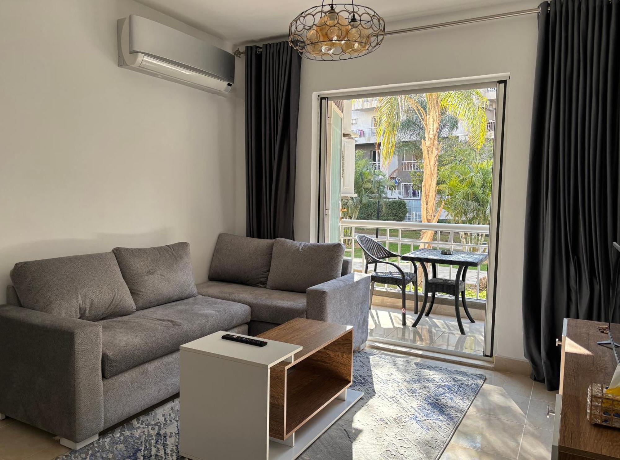 Luxury Inn:2br Amazing Garden View In B10